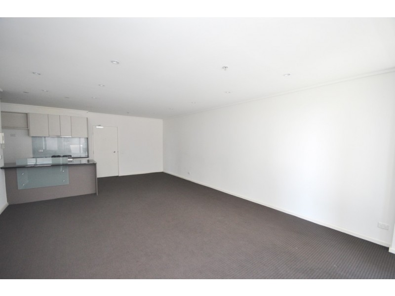 REF 24870/173 City Road, Southbank VIC 3006