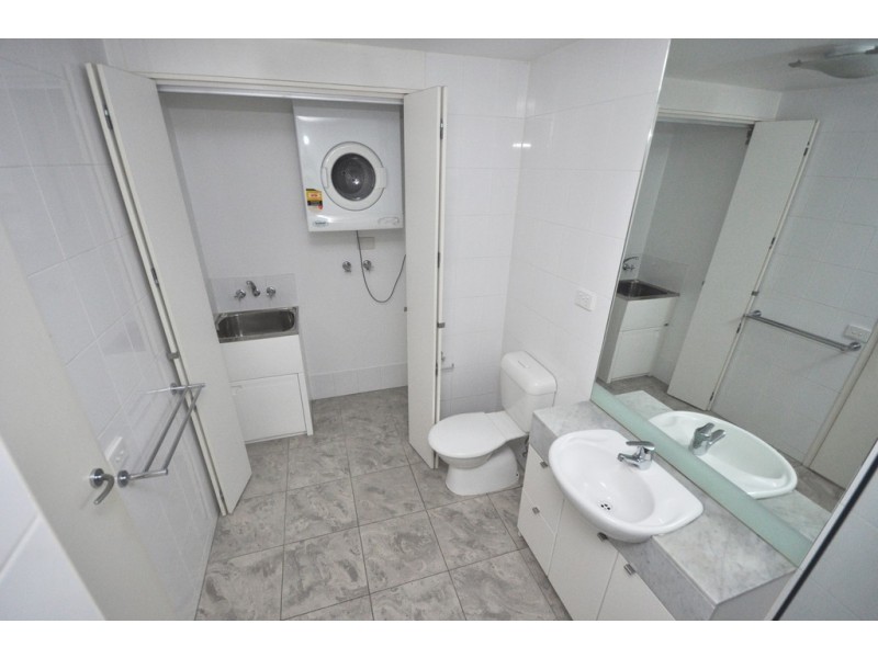 REF 24870/173 City Road, Southbank VIC 3006