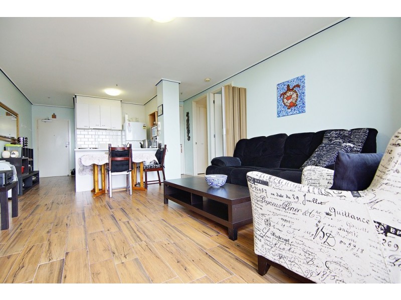 REF 24873/28 Bank Street, South Melbourne VIC 3205