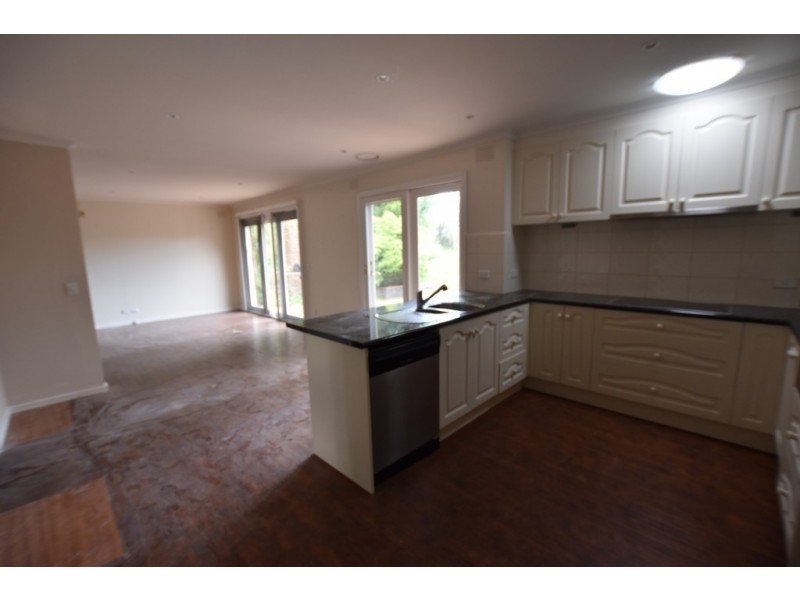 14 Powers Street, Donvale VIC 3111