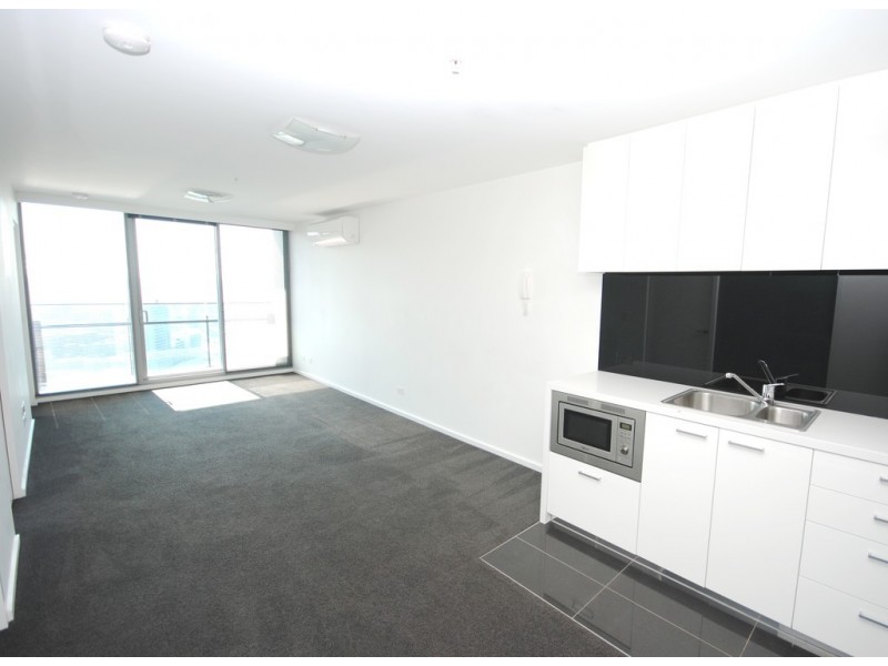 REF 24891/241 City Road, Southbank VIC 3006