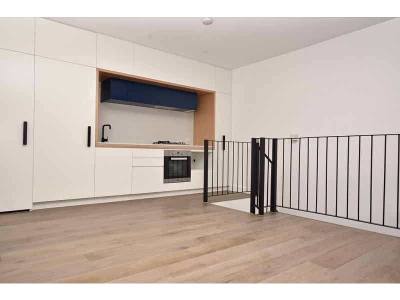 D318/15 Doepel Way, Docklands VIC 3008