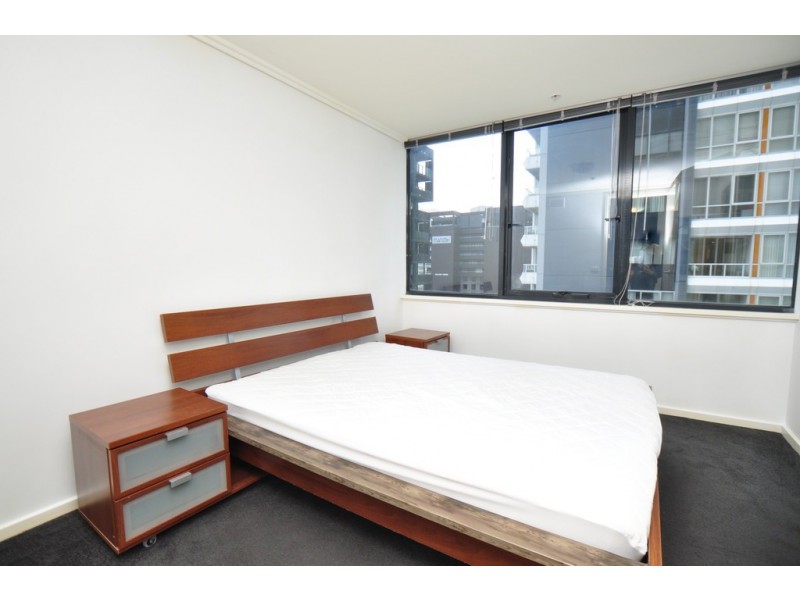 REF 24897/22 Kavanagh Street, Southbank VIC 3006