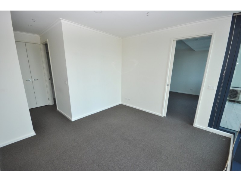 REF 24900/180 City Road, Southbank VIC 3006