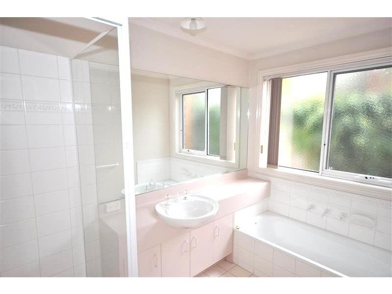 12 Vaughan Crescent, Kew VIC 3101