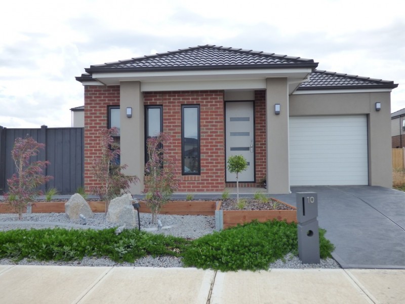 10 Gibson Avenue, Point Cook VIC 3030