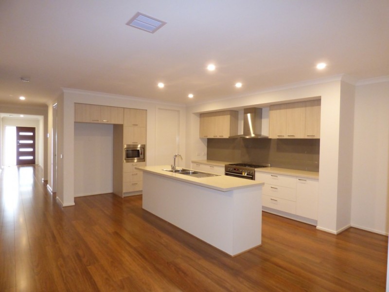 48 Coleridge Circuit, Williams Landing VIC 3027