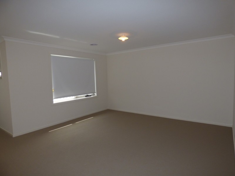 48 Coleridge Circuit, Williams Landing VIC 3027