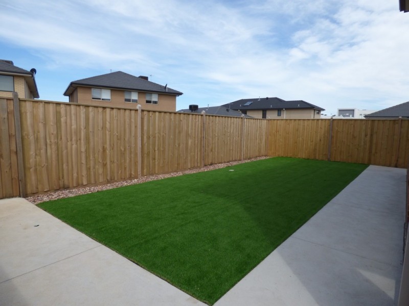 48 Coleridge Circuit, Williams Landing VIC 3027