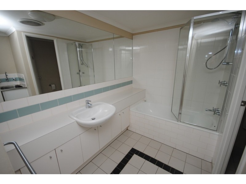 REF 24925/96 Dodds Street, Southbank VIC 3006