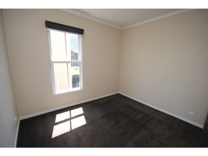 REF 24925/96 Dodds Street, Southbank VIC 3006