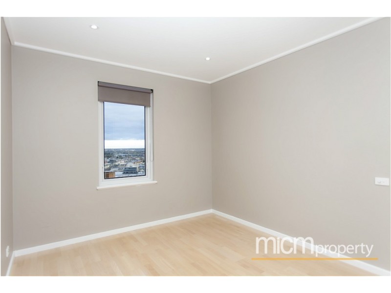 REF 24926/83 Whiteman Street, Southbank VIC 3006