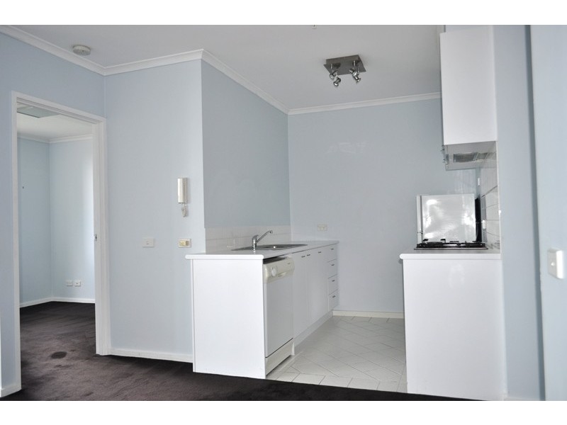 REF 24937/79 Whiteman Street, Southbank VIC 3006