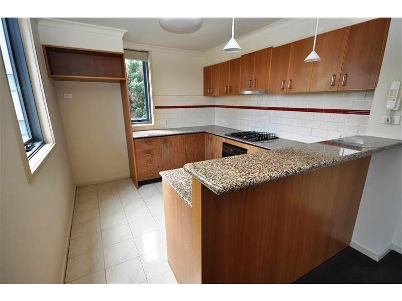 REF 24943/102 Wells Street, Southbank VIC 3006