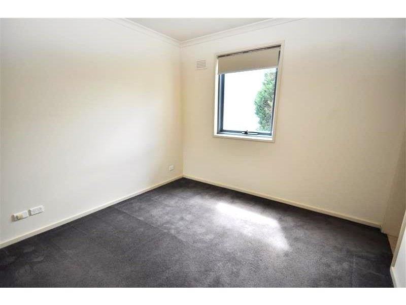 REF 24943/102 Wells Street, Southbank VIC 3006