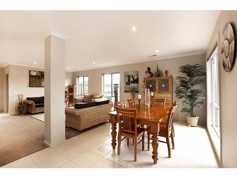 25 Cooinda Way, Point Cook VIC 3030