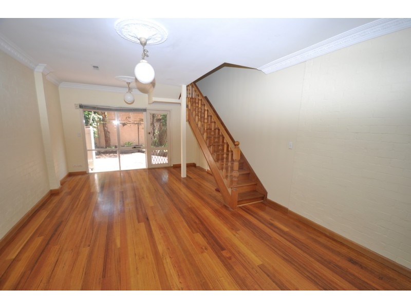 11 McCabe Place, North Melbourne VIC 3051