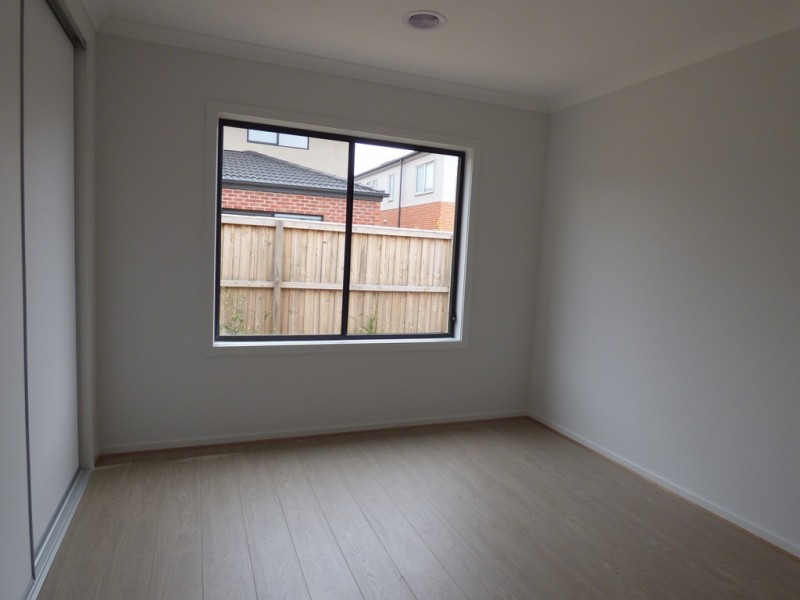 6 Littlecroft Street, Point Cook VIC 3030