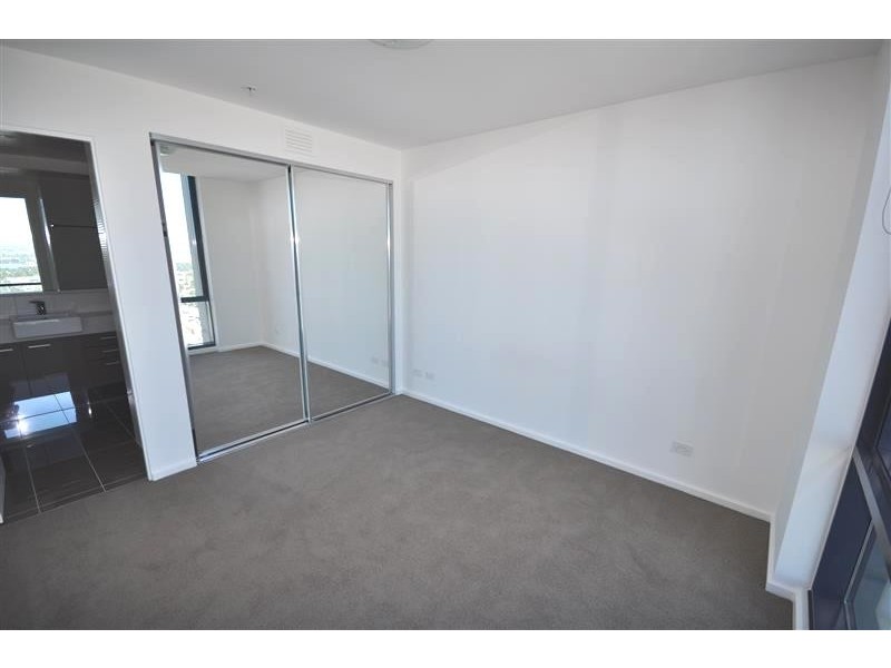 REF 24966/241 City Road, Southbank VIC 3006