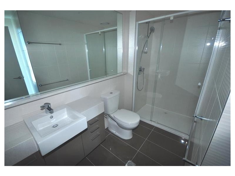 REF 24966/241 City Road, Southbank VIC 3006