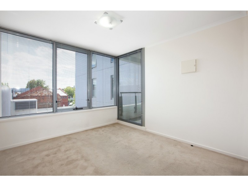 REF 22030/118 Dudley Street, West Melbourne VIC 3003