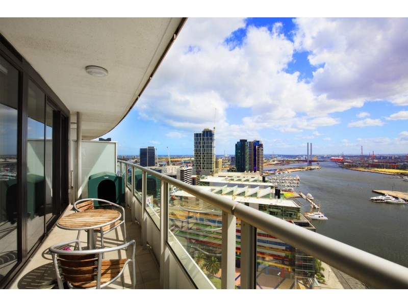 2508A/100 Harbour Esplanade, Docklands VIC 3008