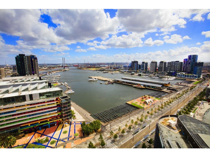 2508A/100 Harbour Esplanade, Docklands VIC 3008