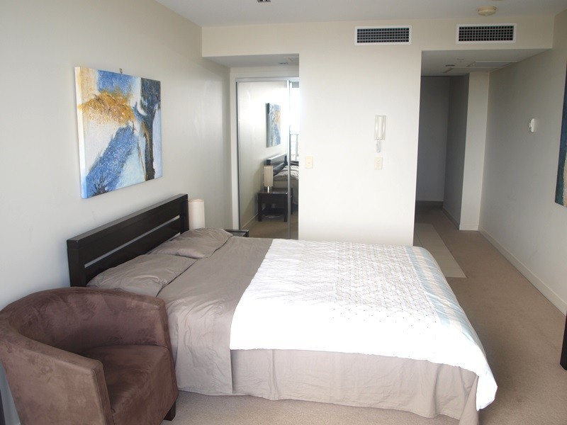 2508B/100 Harbour Esplanade, Docklands VIC 3008