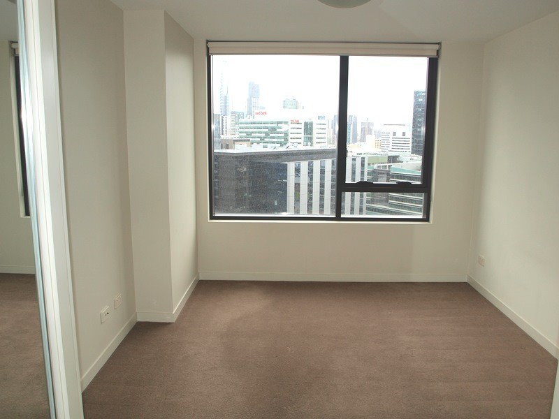 2007/100 Harbour Esplanade, Docklands VIC 3008