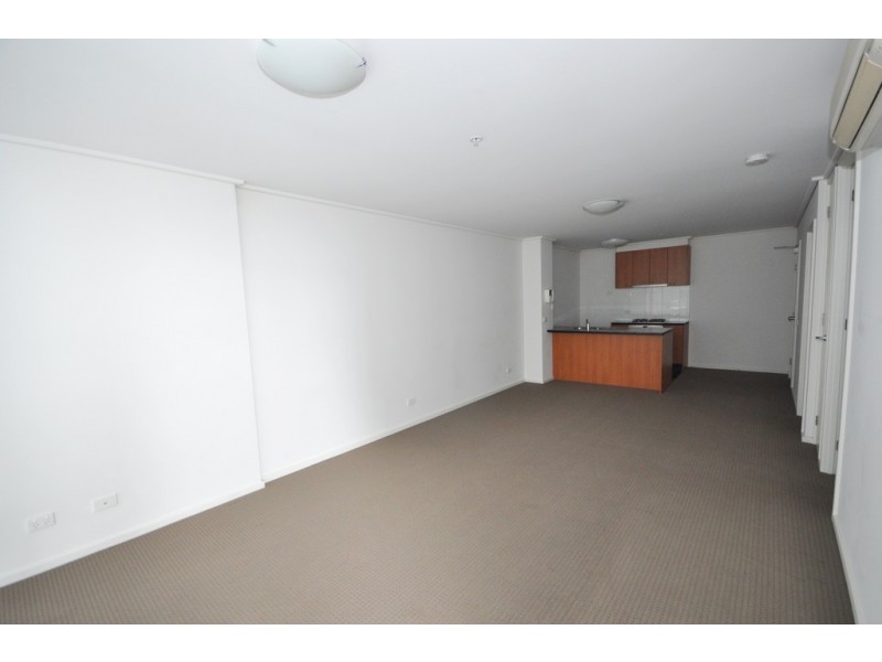 REF 12194/163 City Road, Southbank VIC 3006