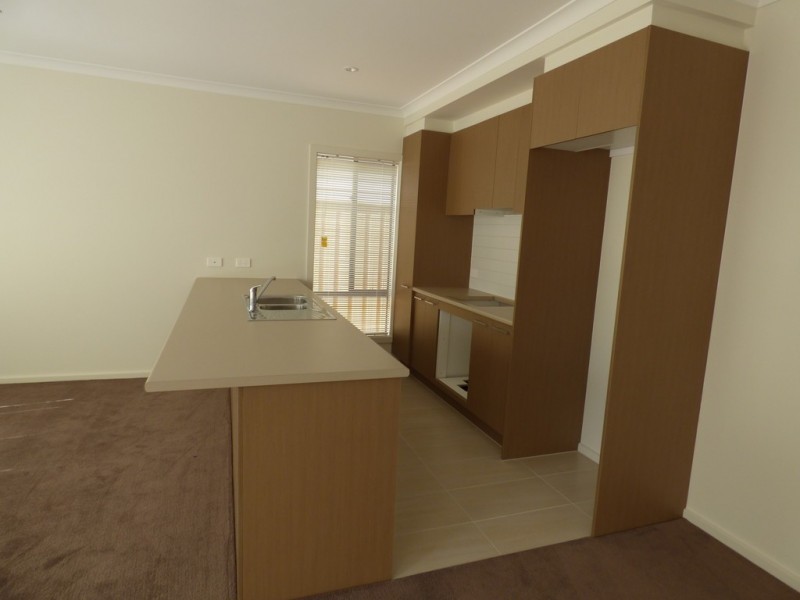 18 Wisdom Avenue, Truganina VIC 3029