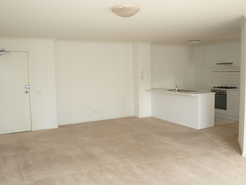 REF 12197/38 Kavanagh Street, Southbank VIC 3006