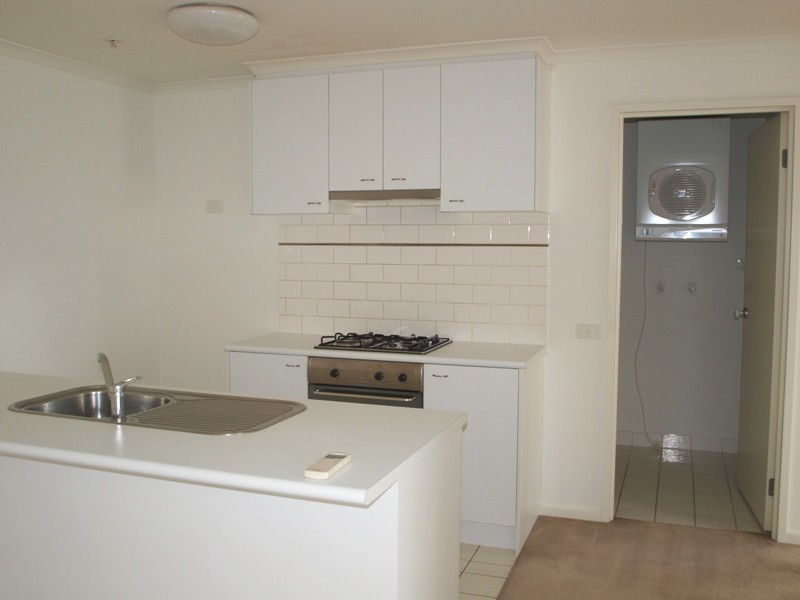 REF 12197/38 Kavanagh Street, Southbank VIC 3006
