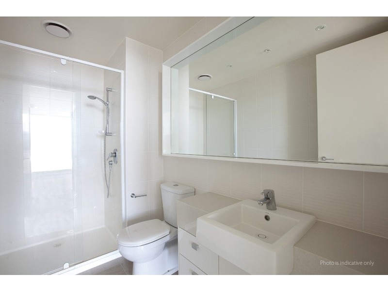 REF 12202/180 City Road, Southbank VIC 3006