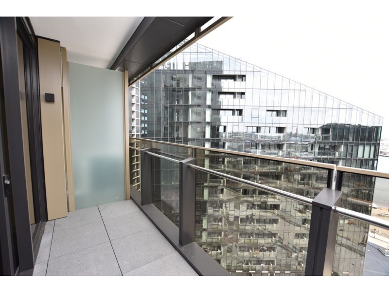 1512/421 Docklands Drive, Docklands VIC 3008