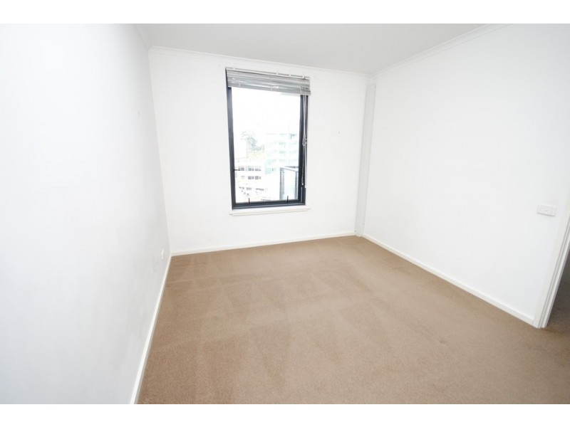 REF 12283/148 Wells Street, South Melbourne VIC 3205