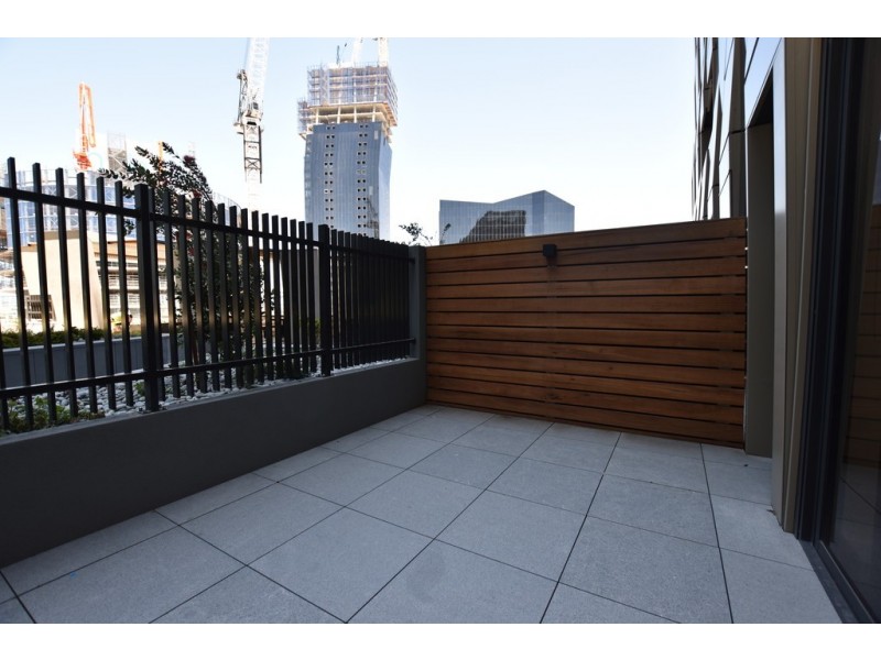 512E/421 Docklands Drive, Docklands VIC 3008