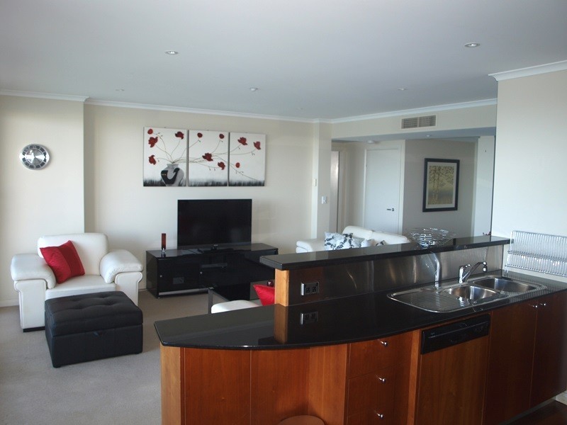 905/127 Beach Street, Port Melbourne VIC 3207