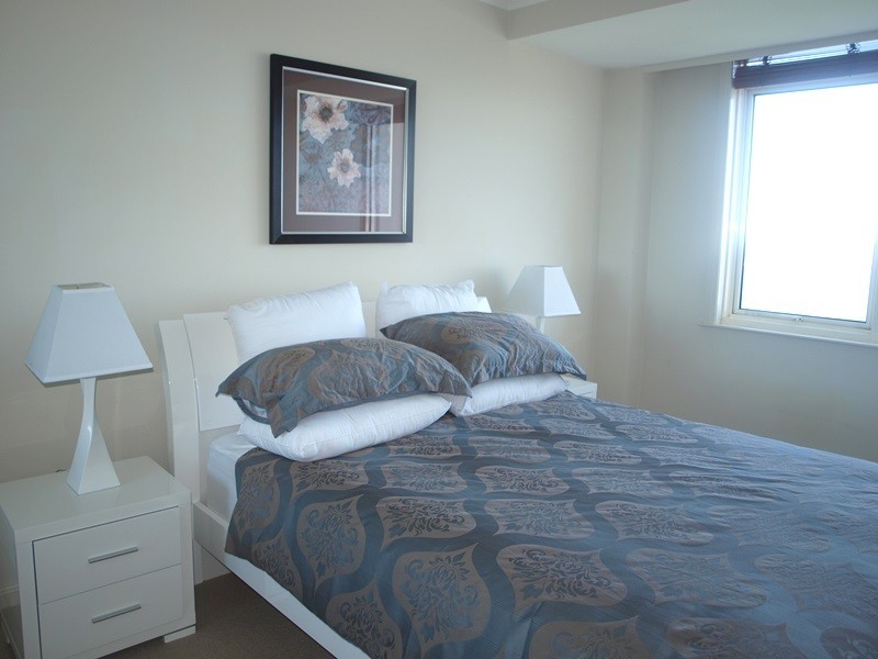 905/127 Beach Street, Port Melbourne VIC 3207