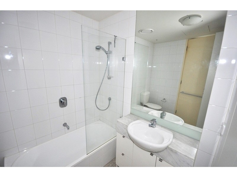 REF 01091/88 Kavanagh Street, Southbank VIC 3006