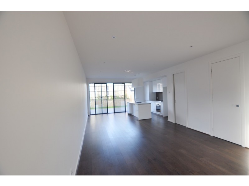 13 Mulberry Avenue, Cheltenham VIC 3192