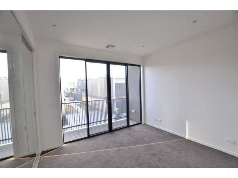 13 Mulberry Avenue, Cheltenham VIC 3192