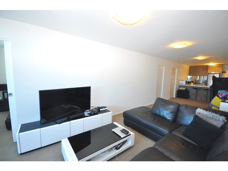 REF 01046/241 City Road, Southbank VIC 3006