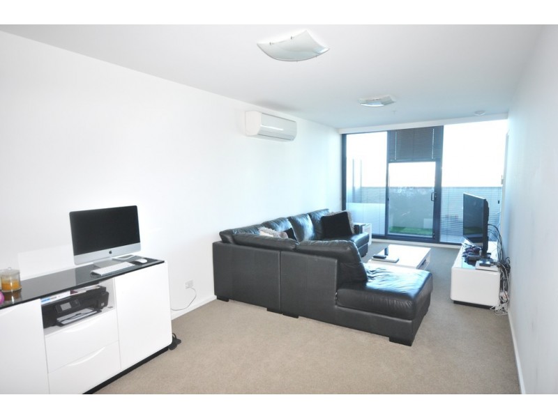 REF 01046/241 City Road, Southbank VIC 3006