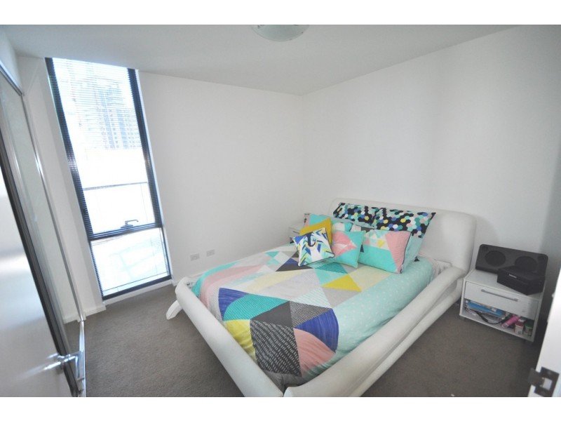 REF 01046/241 City Road, Southbank VIC 3006