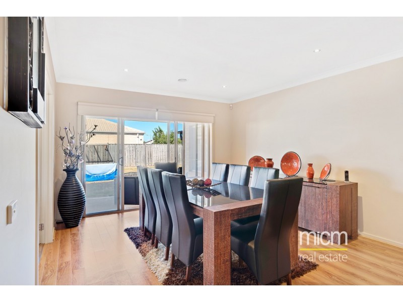 34 Campaspe Way, Point Cook VIC 3030