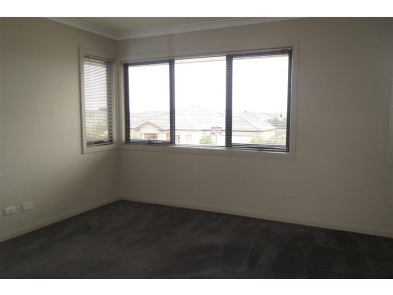 11 Bliss Street, Point Cook VIC 3030