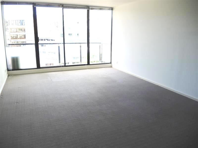 REF 01102/148 Wells Street, South Melbourne VIC 3205