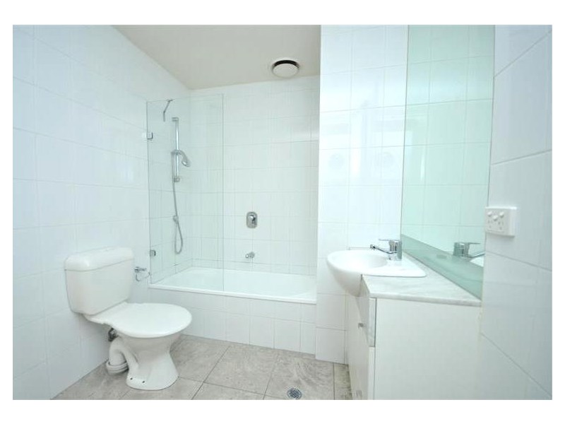 REF 01135/88 Kavanagh Street, Southbank VIC 3006