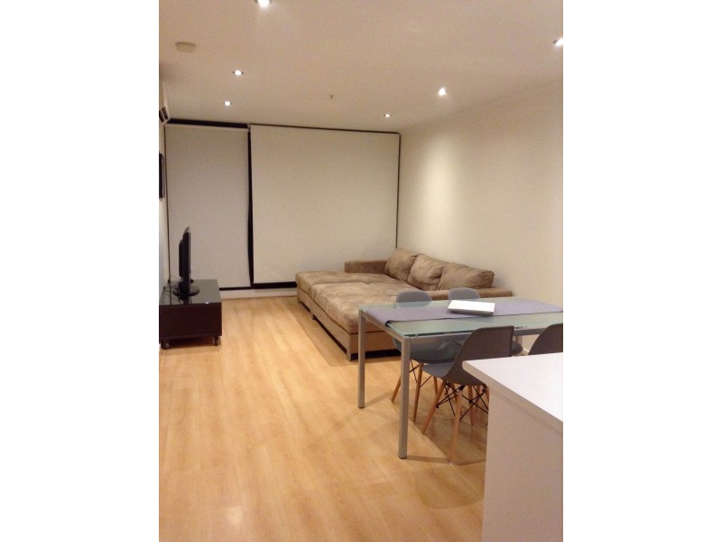 REF 01136/148 Wells Street, South Melbourne VIC 3205